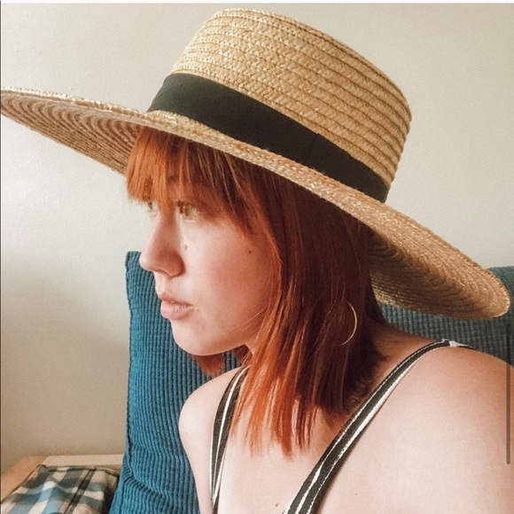 Meet your Posher, Taylor. - Picture 6 of 7